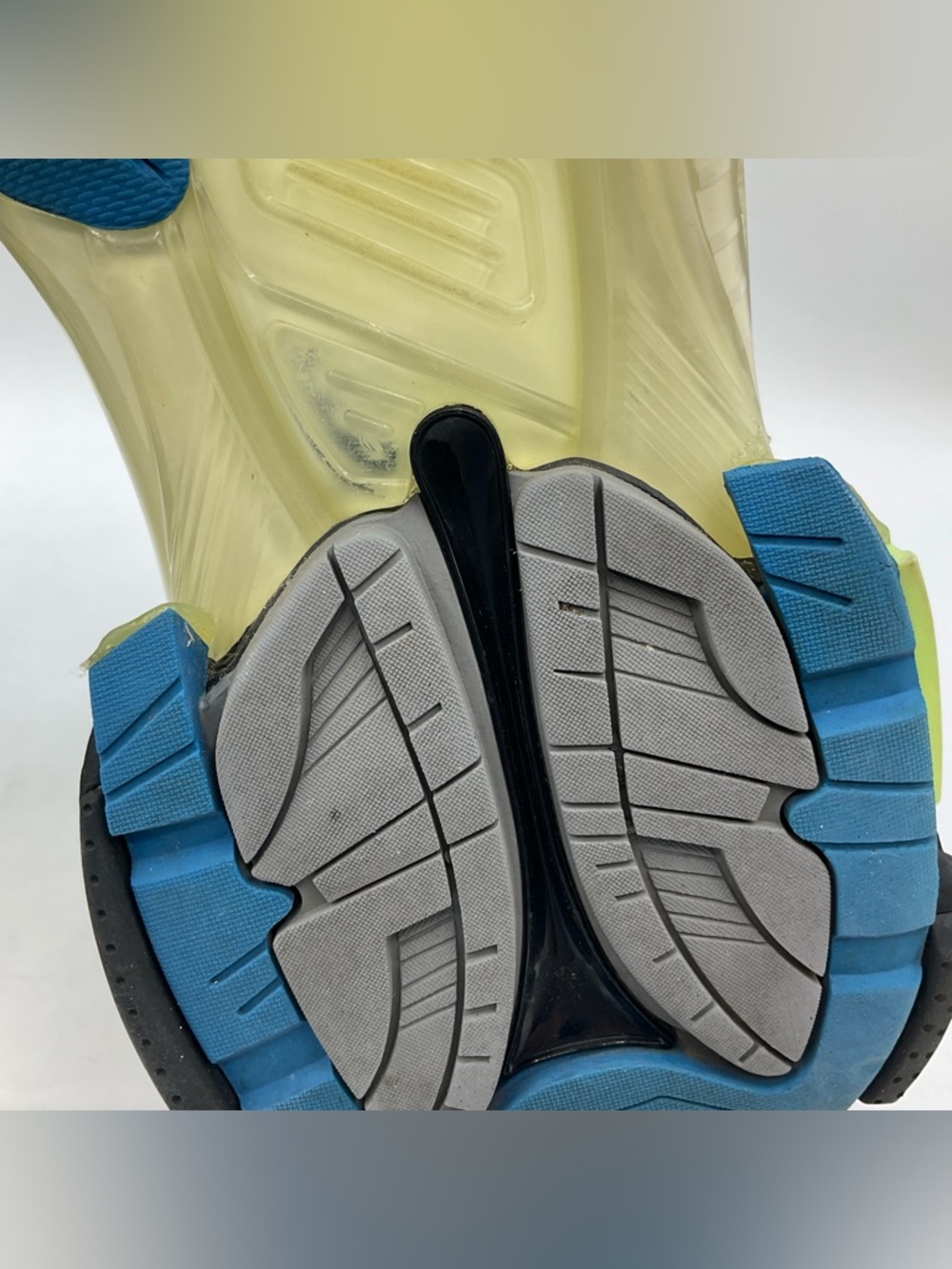 Balenciaga Runner Shoes US 8 / EUR 41 - Picture 11 of 15